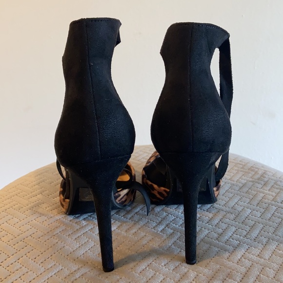 NEW Delicious Leopard Print Pump Hills| No Box - Picture 6 of 8